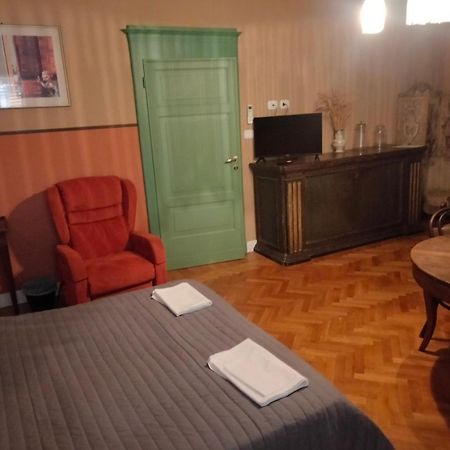 San Petronio Room And Suite Rooms - By Bolognacentro Luxuryh Kültér fotó