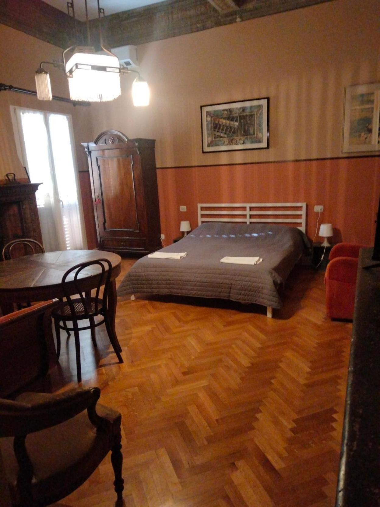 San Petronio Room And Suite Rooms - By Bolognacentro Luxuryh Kültér fotó